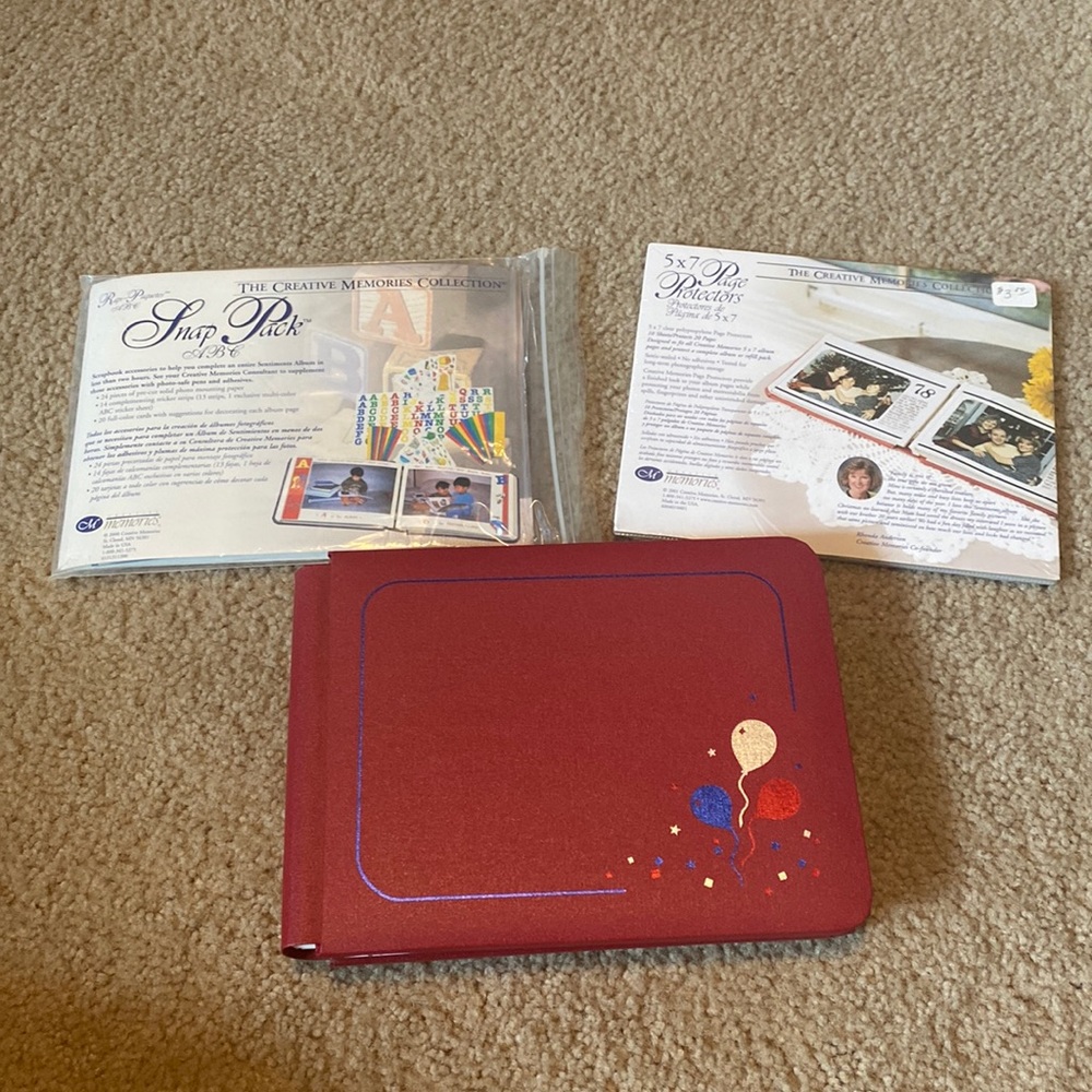 Creative Memories balloon 5x7 red album with page protectors and Snap Pack